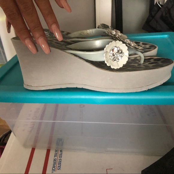 BCBG Generation Embellished Thong Wedge Sandals - Picture 4 of 8